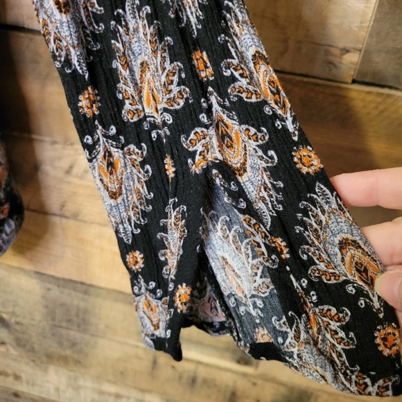 SALE- Gilded Intent women's black paisley floral boho top size medium - Picture 6 of 12